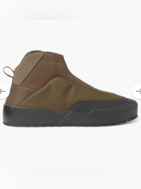 Arcteryx kragg insulated Men's Brown Slip-On Shoes